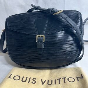 Louis Vuitton Shoulder Bag